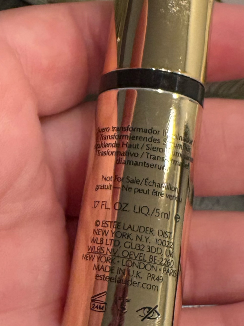 * New bundle of Estée Lauder Re-Nutriv ultimate diamond moisturizer & eye cream - Picture 4 of 5